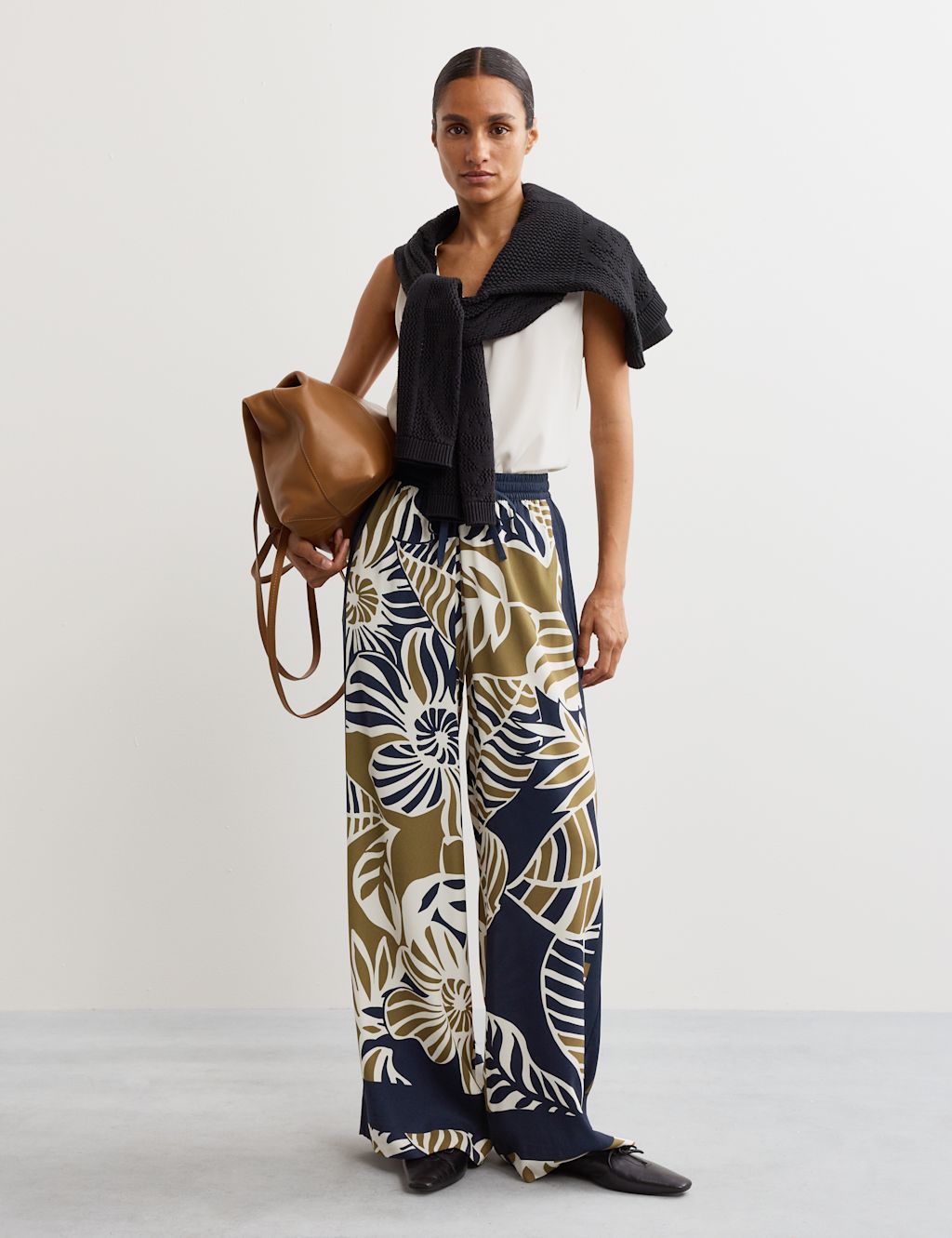 JAEGER  Leaf Print Drawstring Wide Leg Trousers - 10 - Navy Mix, Navy Mix