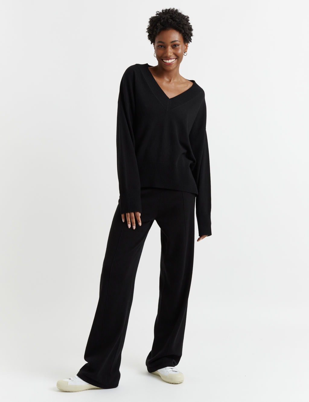 Chinti & Parker Wool Rich Wide Leg Relaxed Joggers with Cashmere - Extra Large - Black, Black