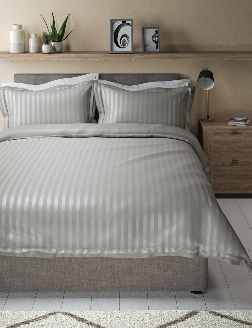 Pure Cotton Double Cuff Bedding Set 3 of 4