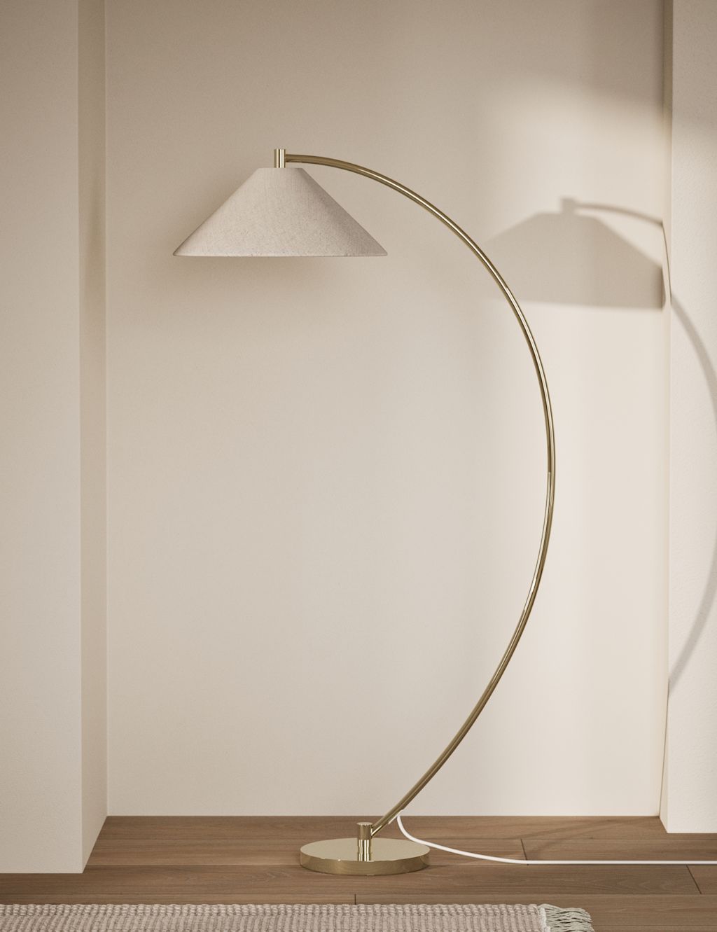 Andie Curved Floor Lamp