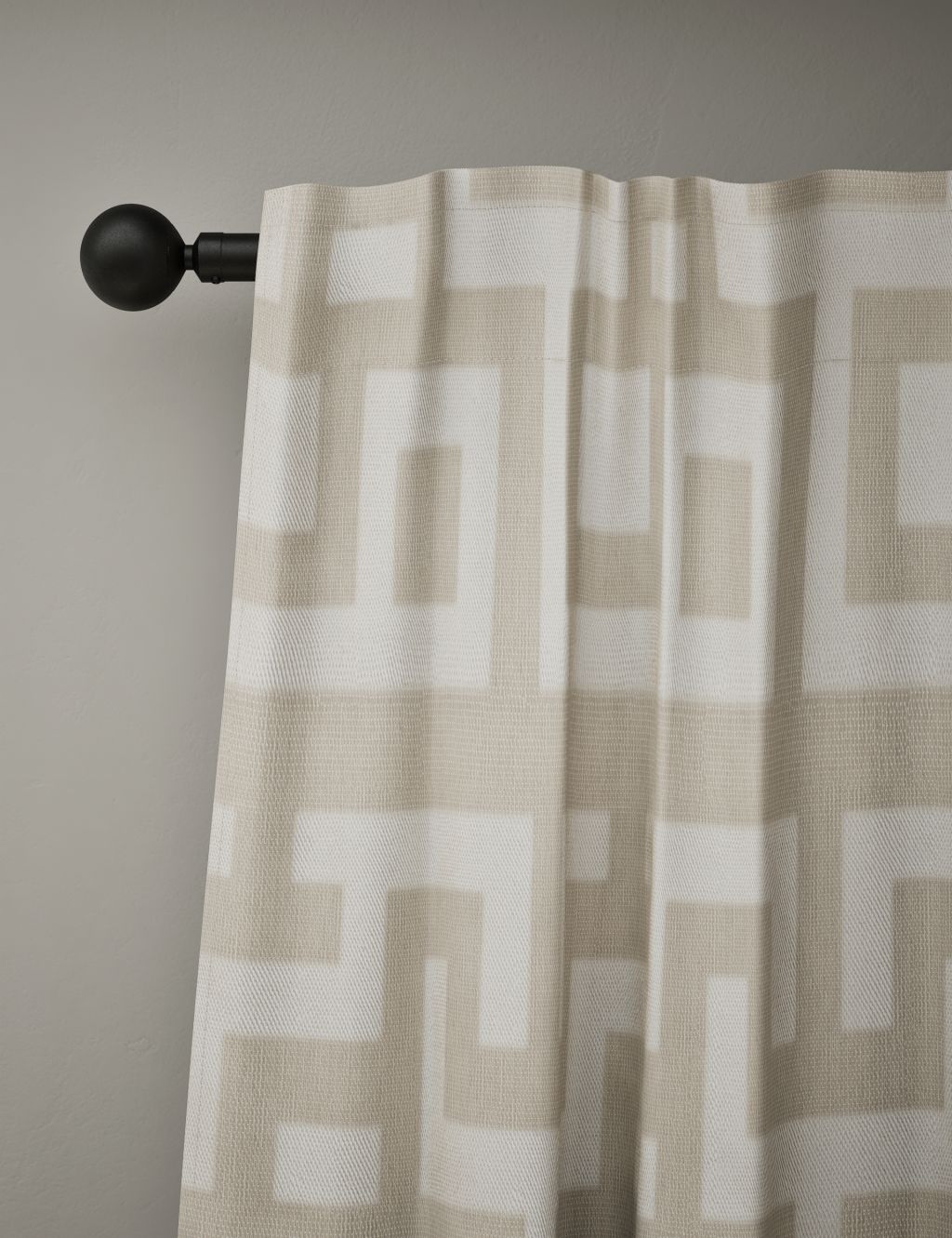 Geometric Multiway Curtains