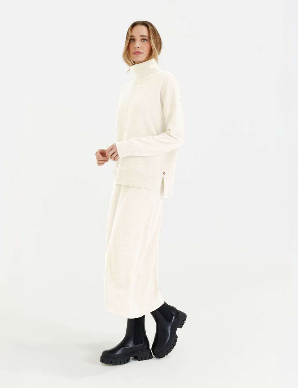 Wool Rich with Cashmere Roll Neck Relaxed Jumper