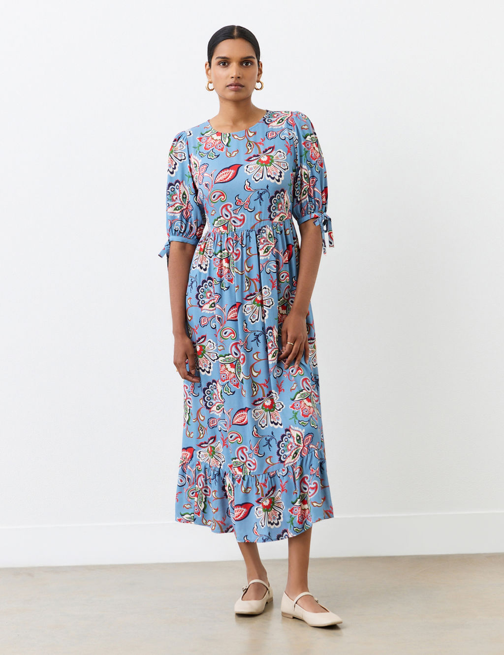 Crepe Floral Round Neck Midi Smock Dress
