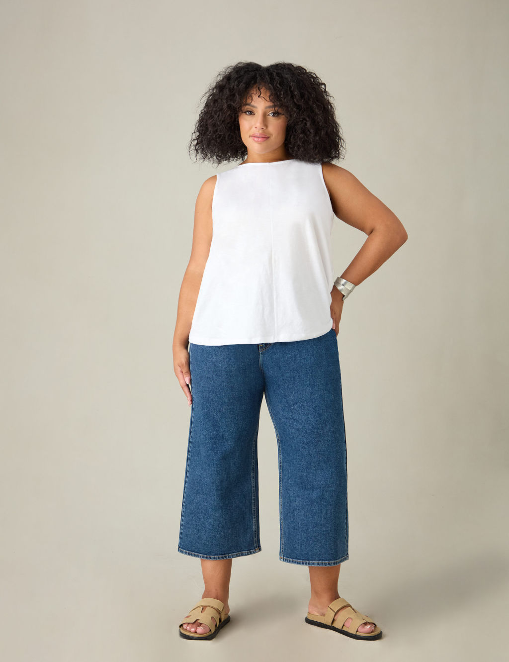 Wide Leg Cropped Jeans