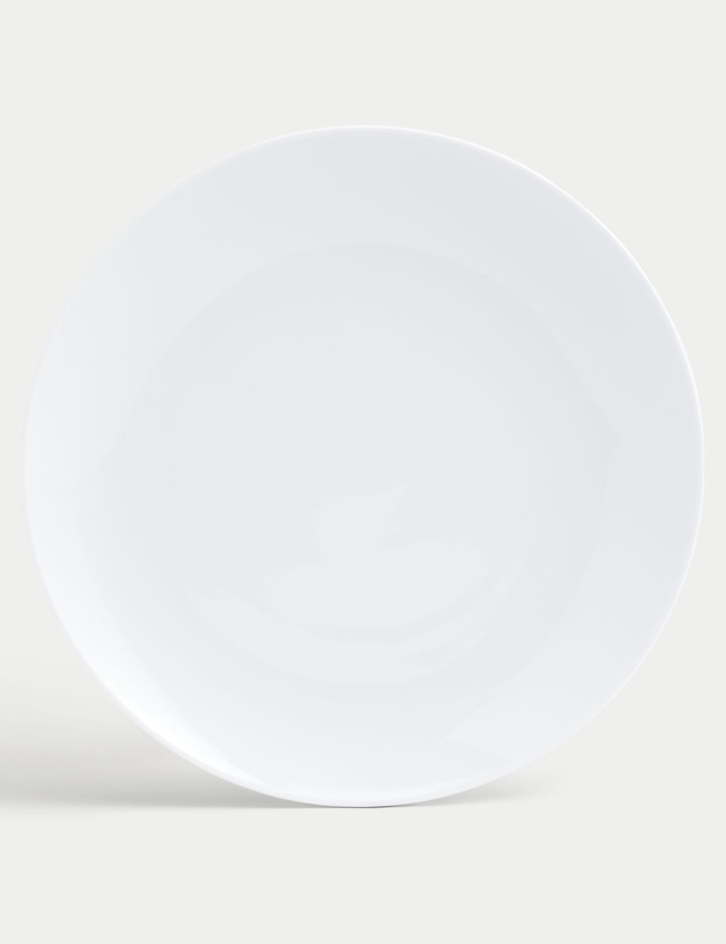 Set of 4 Maxim Coupe Dinner Plates 1 of 3