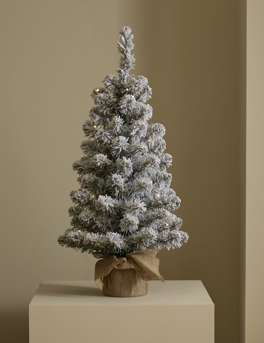3ft Pre-LIt Snowy Christmas Tree