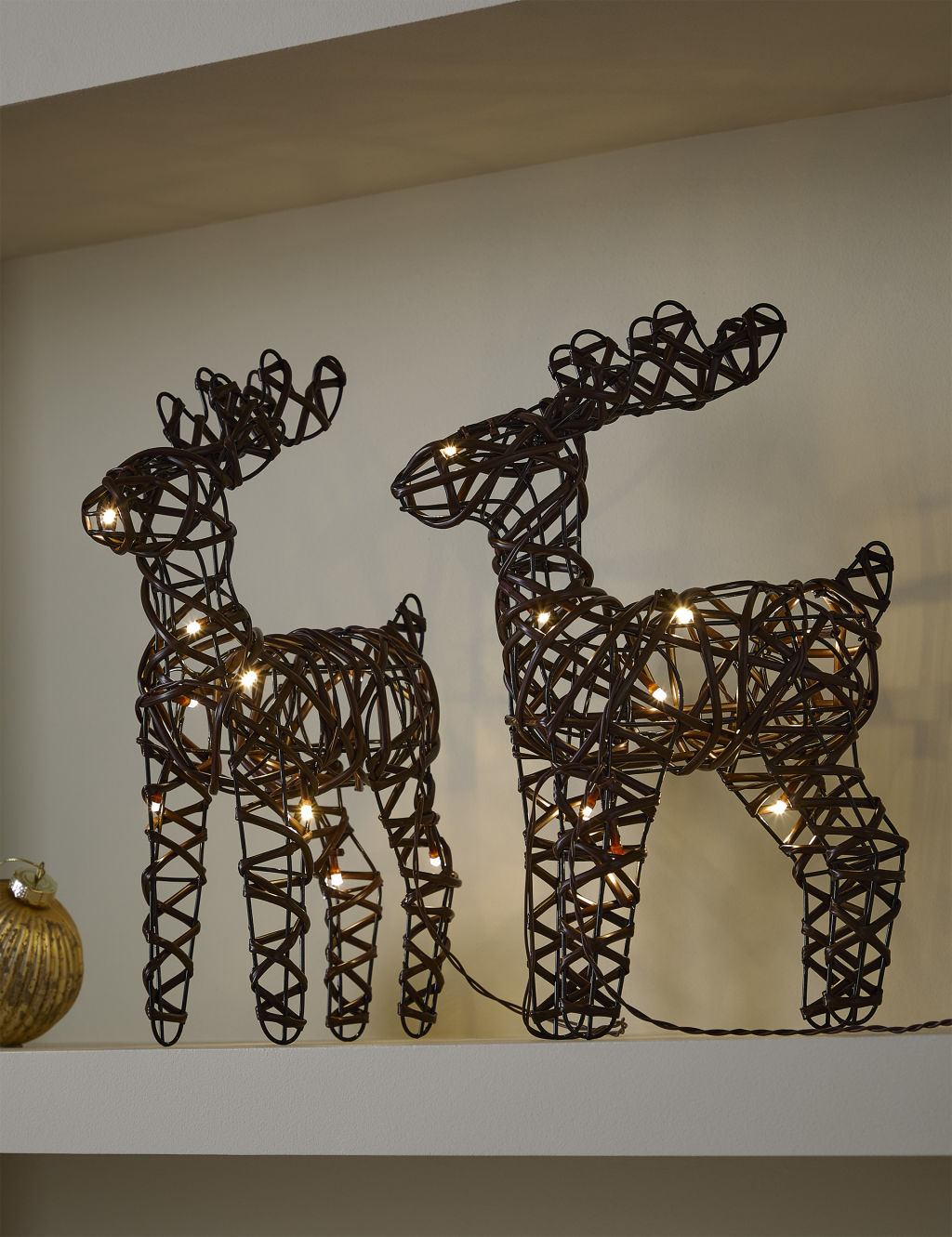 Set of 2 Light Up Reindeer Decorations