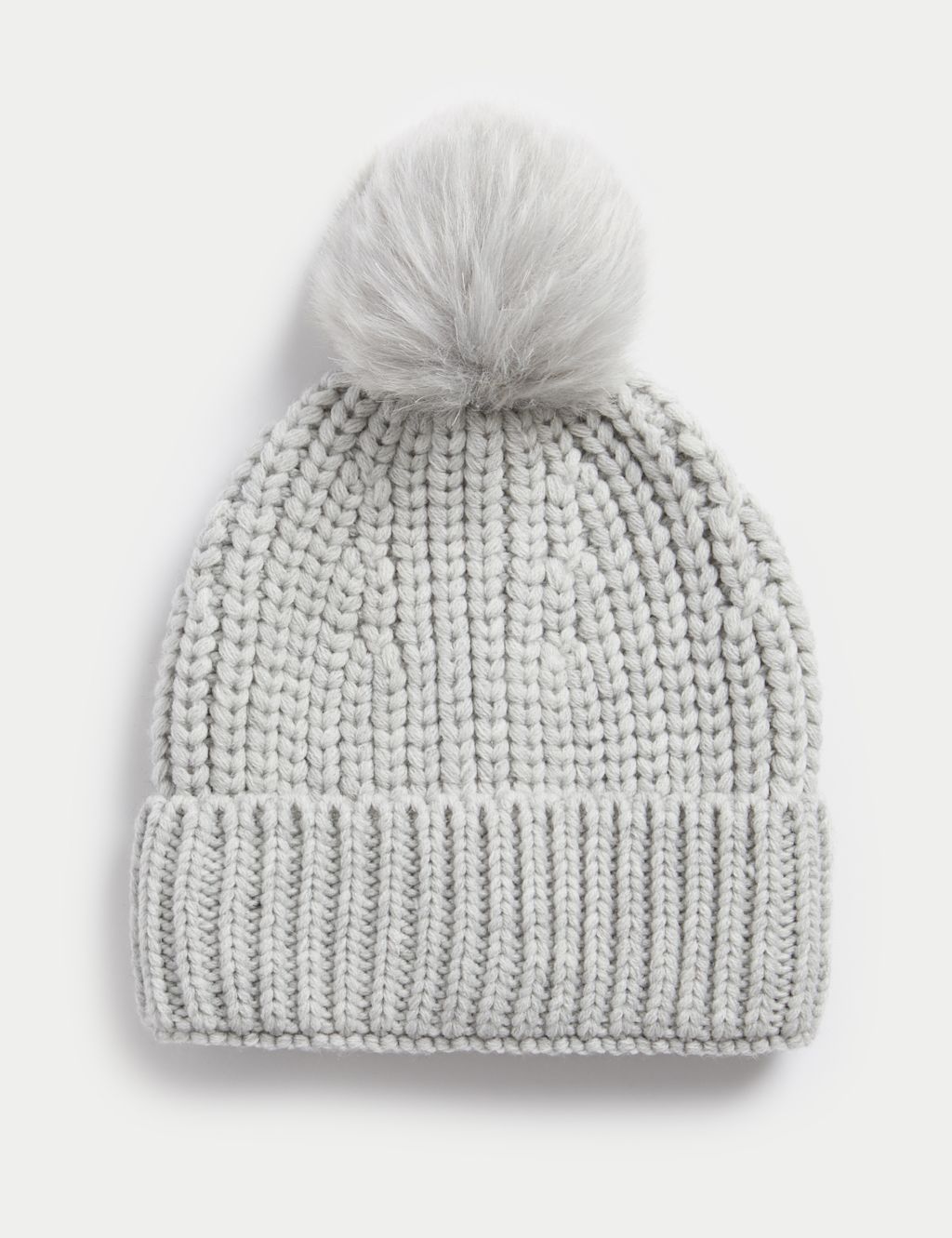 Pom Pom Beanie