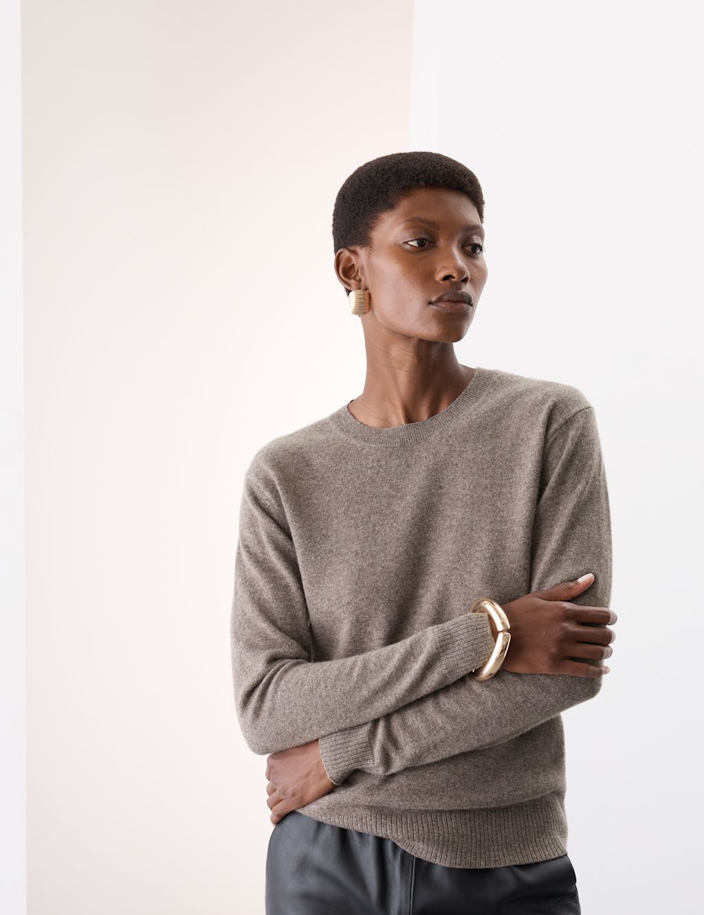 Pure Cashmere Textured Crew Neck Jumper