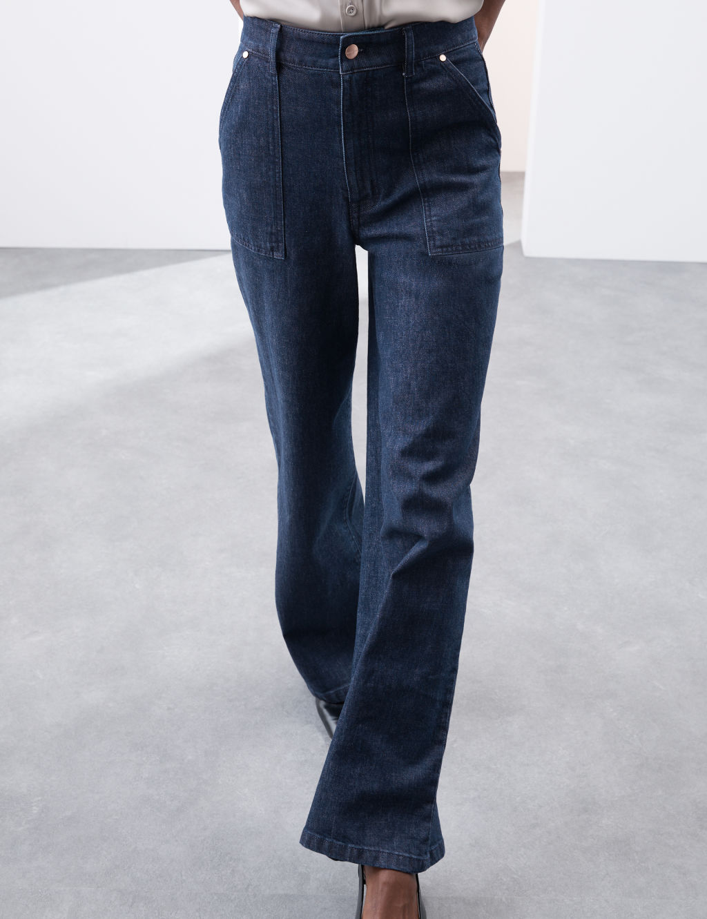High Waisted Straight Leg Carpenter Jean