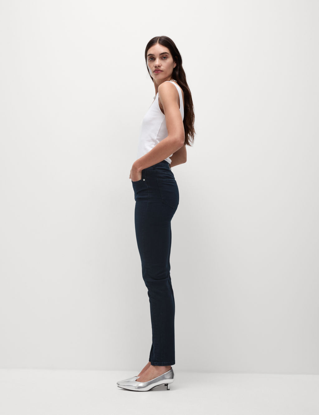 Lily Slim Fit Jeans with Stretch 2 of 6