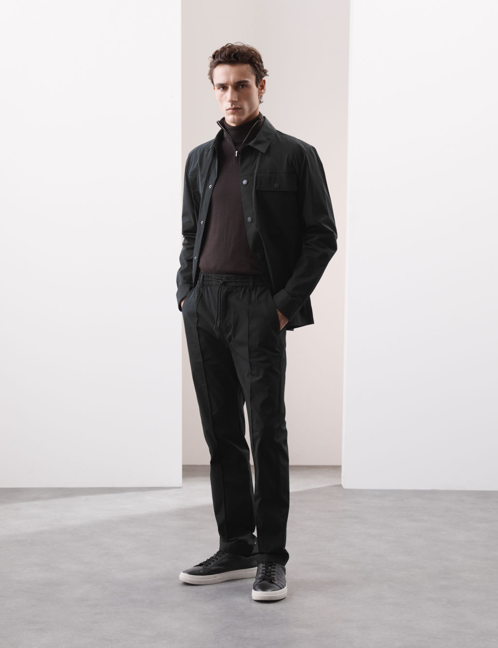 Straight Fit Single Pleat Trousers