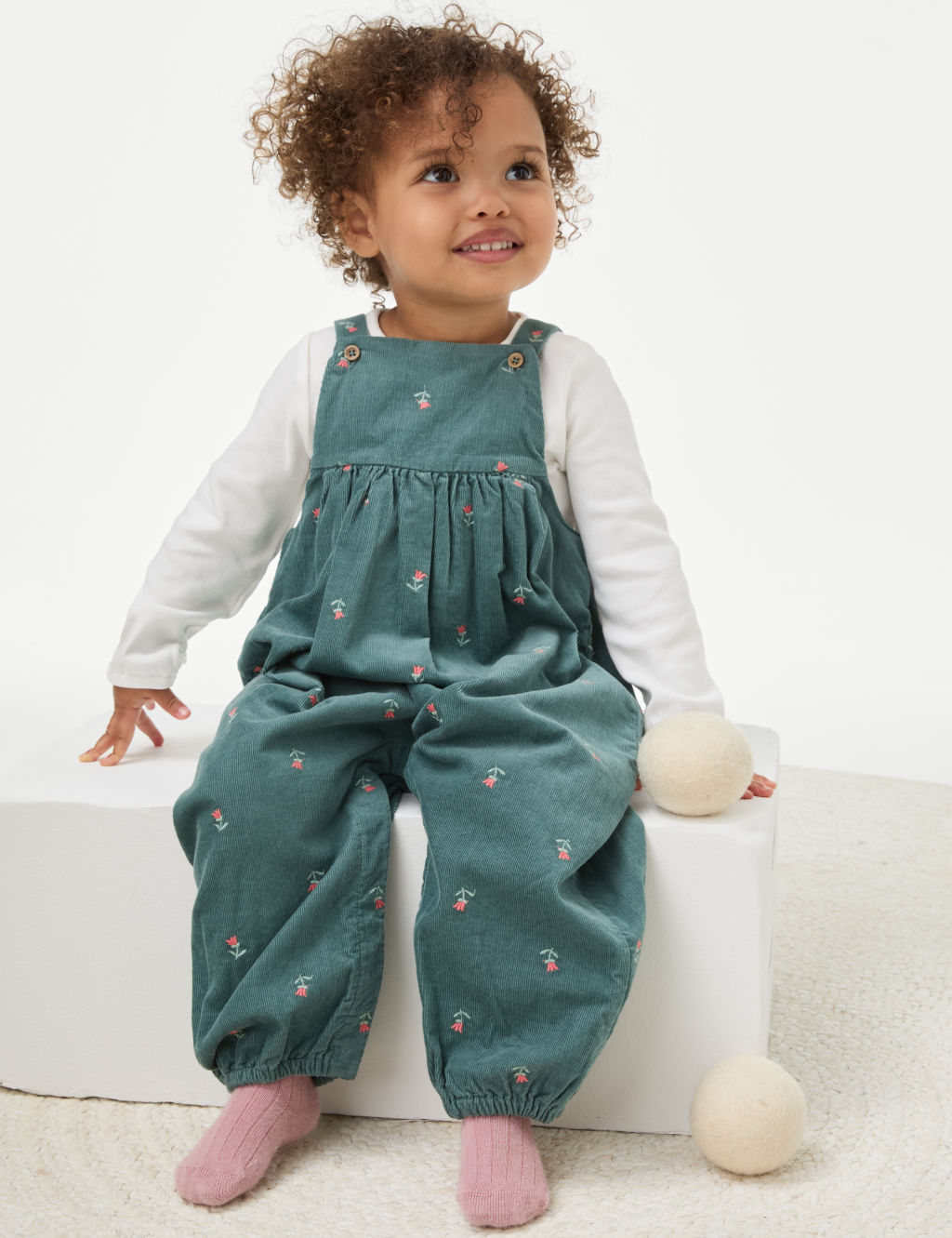 2pc Cord Floral Embroidered Outfit (0-3 Yrs)