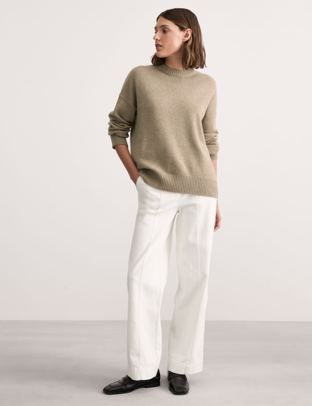 Pure Cashmere Crew Neck Relaxed Jumper 2 of 7