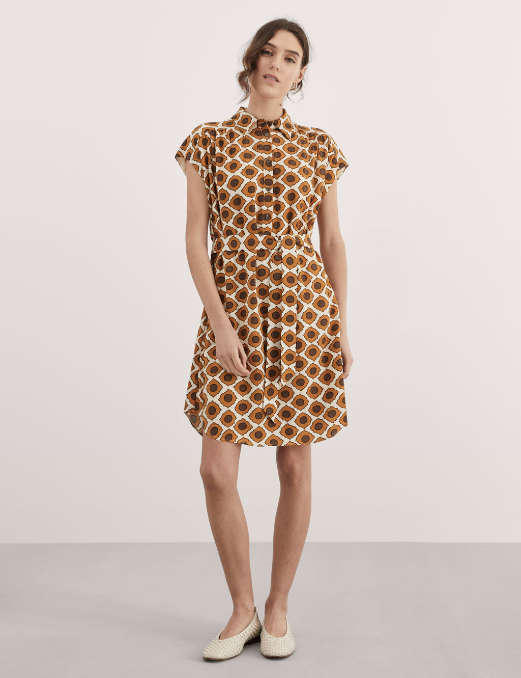 Printed Collared Tie Waist Mini Shift Dress 2 of 8