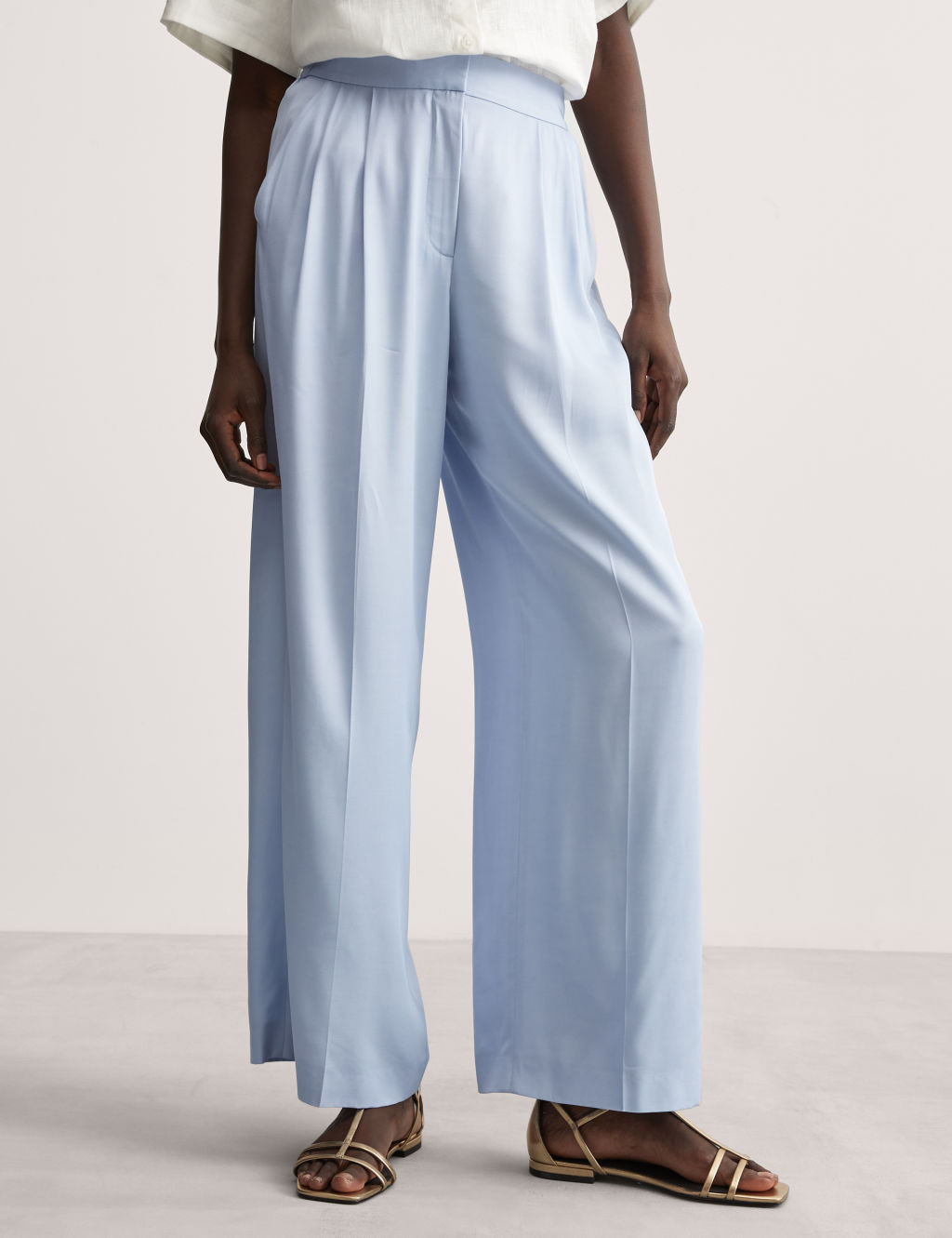 Wide Leg Trousers 4 of 9