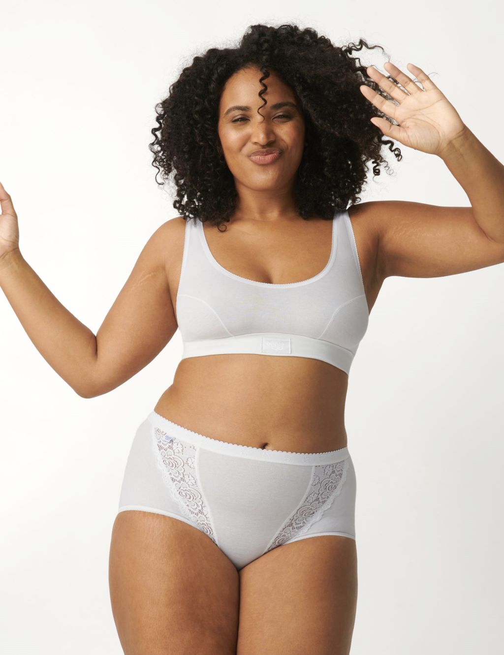 2pk Chic Cotton Rich Full Briefs