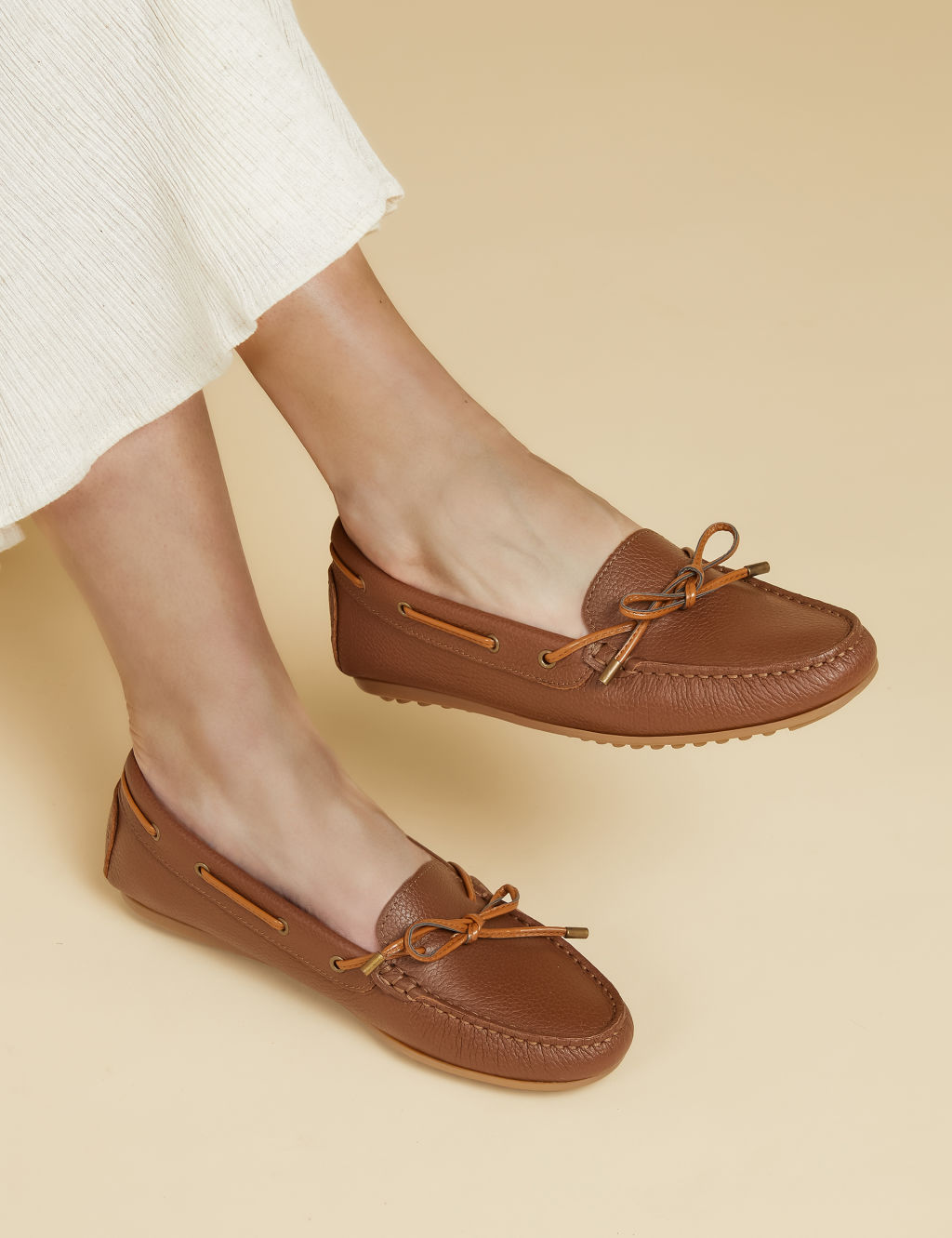 Leather Bow Slip On Flat Boat Shoes