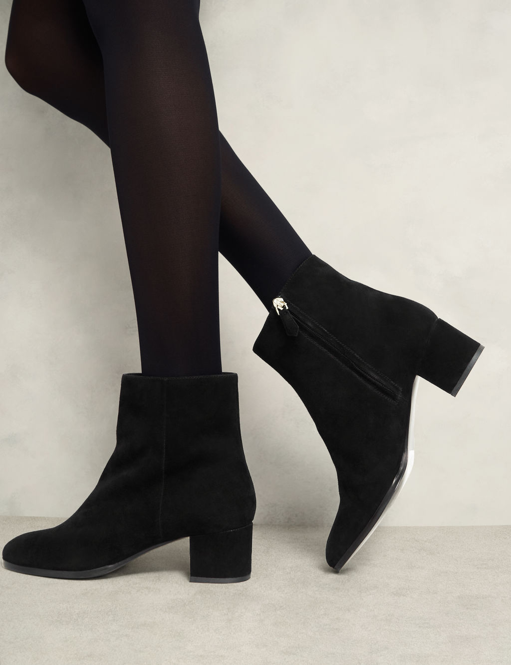 Leather Block Heel Round Toe Ankle Boots