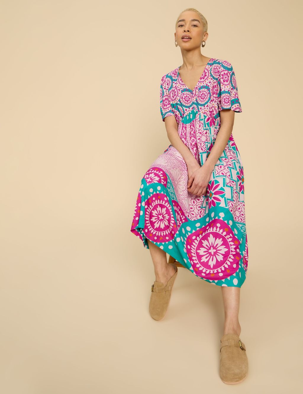 Printed V-Neck Midi Swing Dress 5 of 6