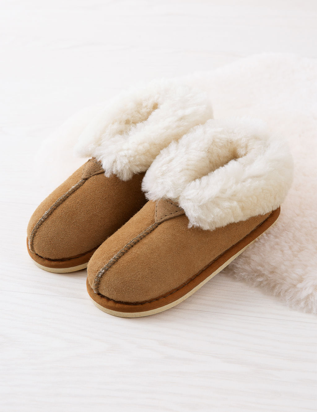 Kids' Sheepskin Slipper Boots