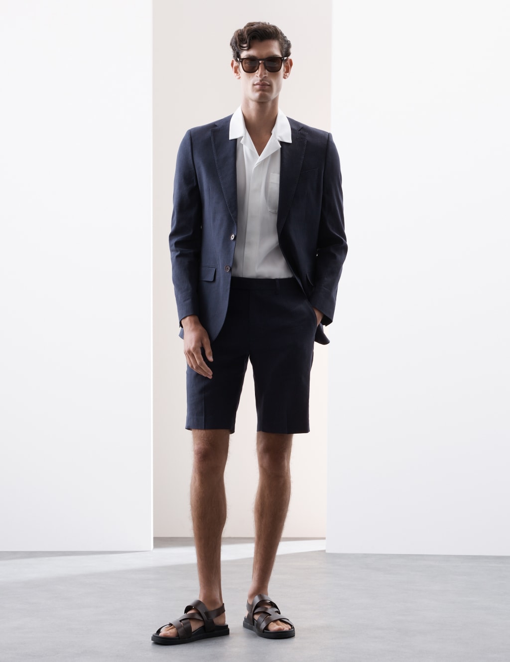 Tailored Fit Italian Miracle Linen™ Performance Suit