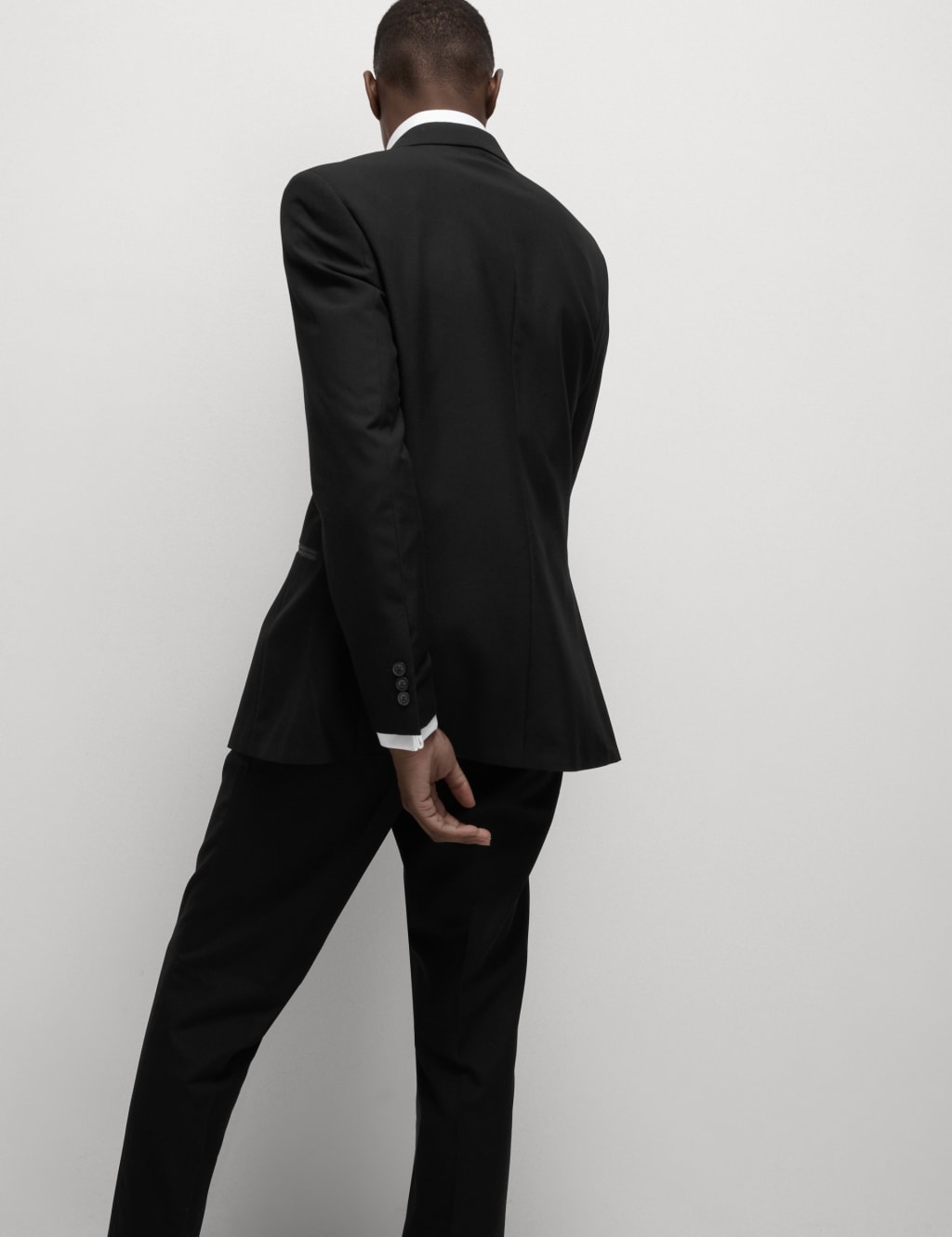 Slim Fit Tuxedo Suit 2 of 6