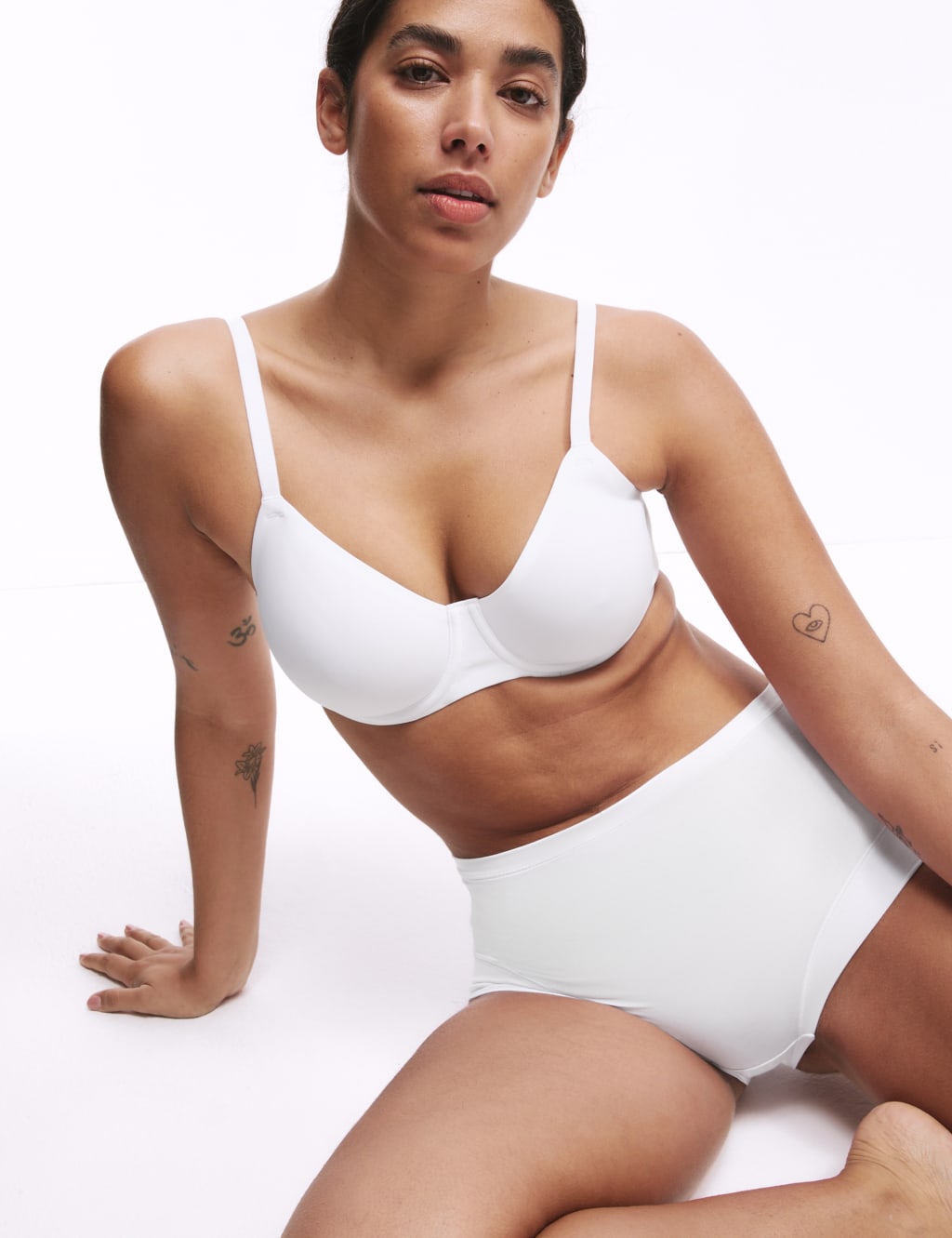 Flexifit™ Invisible Wired Full-cup Bra Set A-E