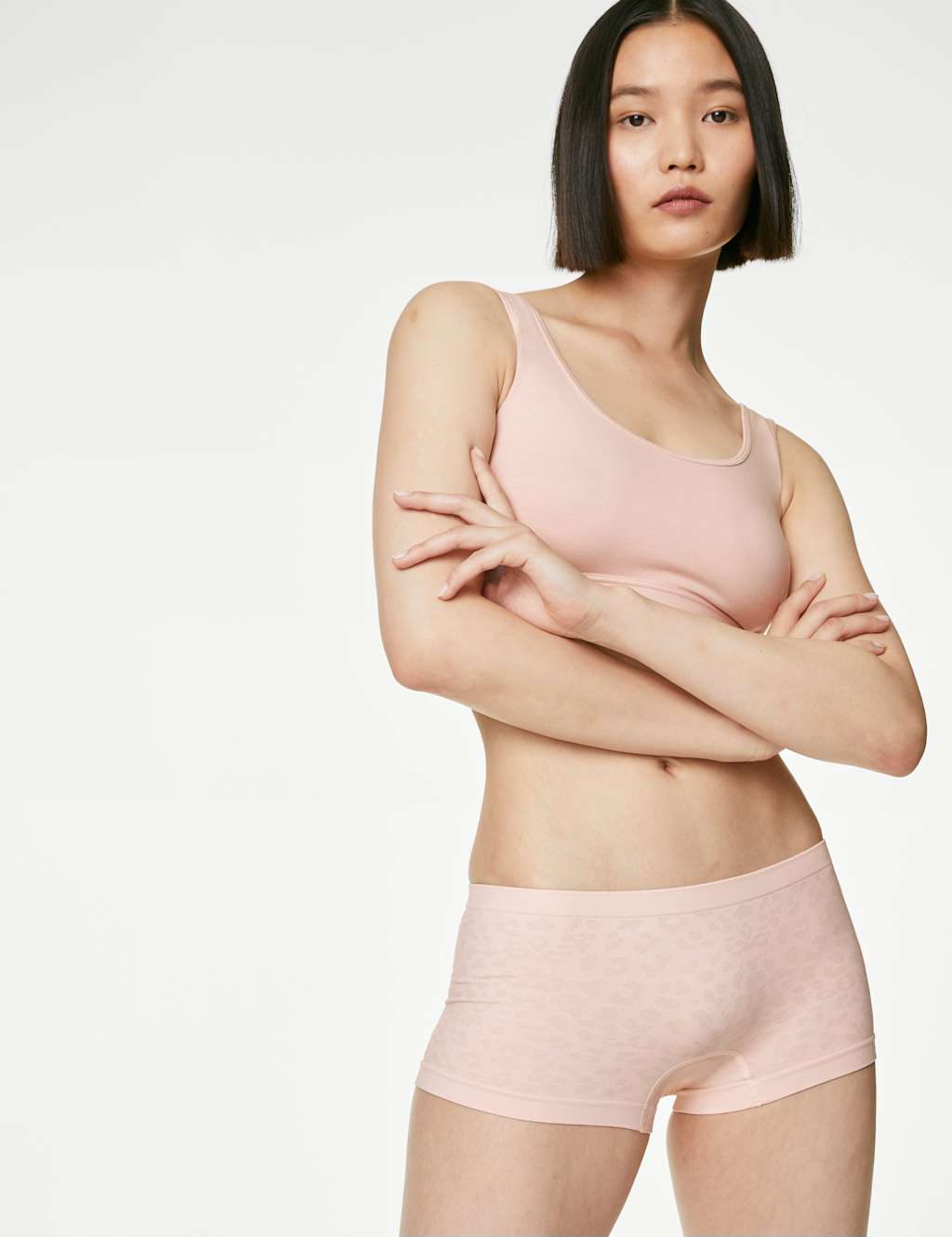 3pk Seamless Non Wired Crop Tops Set 1 of 1