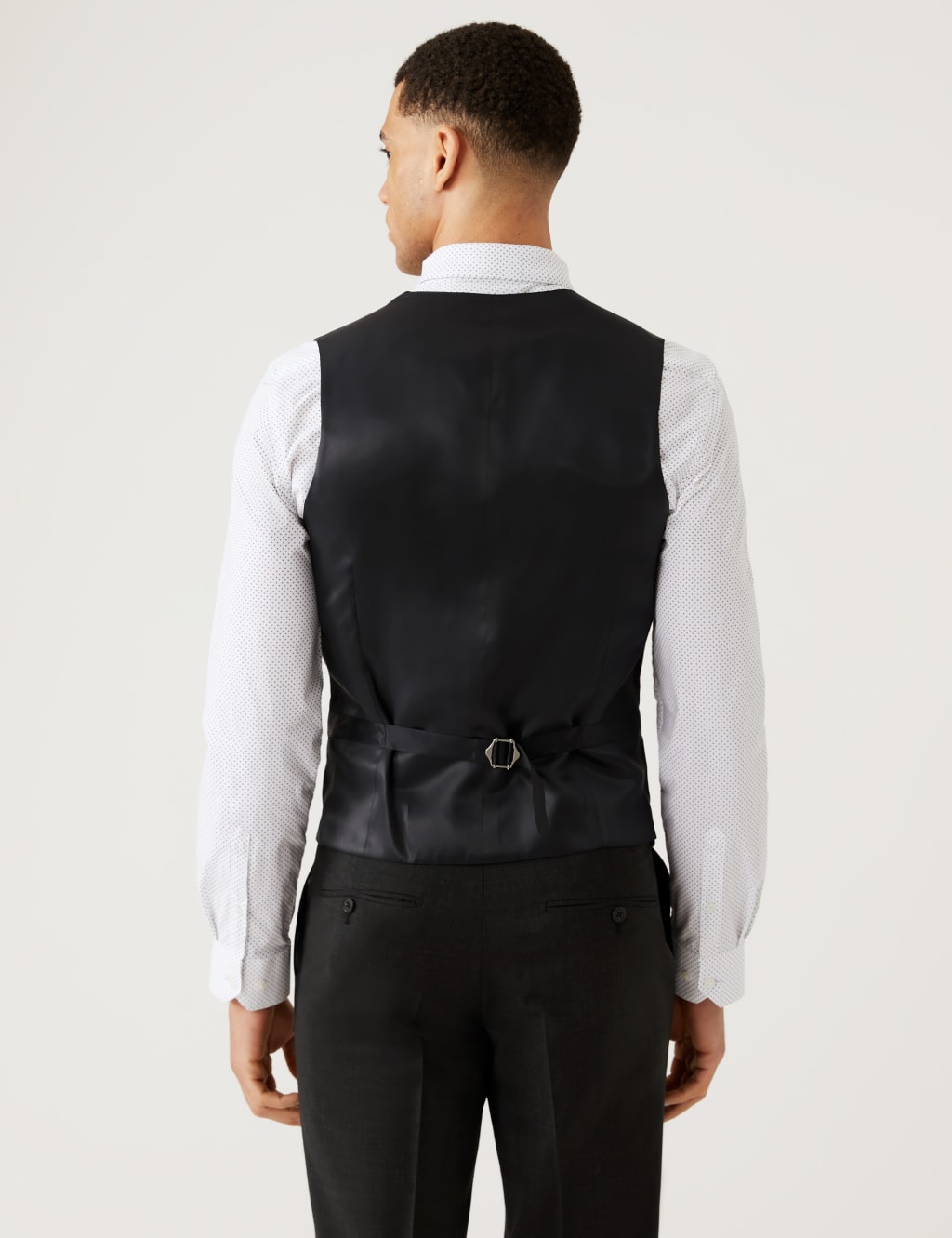 The Ultimate Tailored Fit Suit 2 of 7