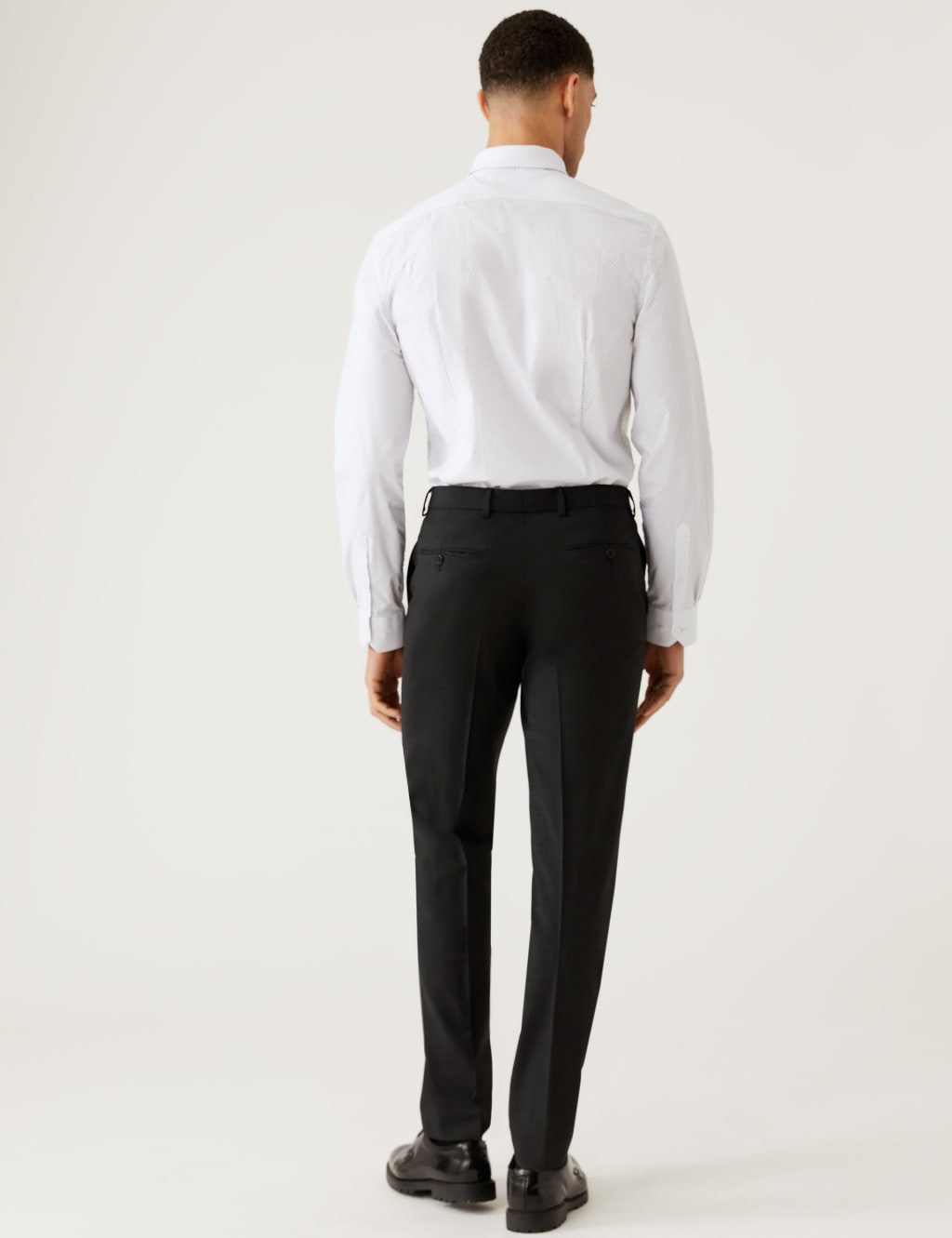 The Ultimate Tailored Fit Suit 4 of 7