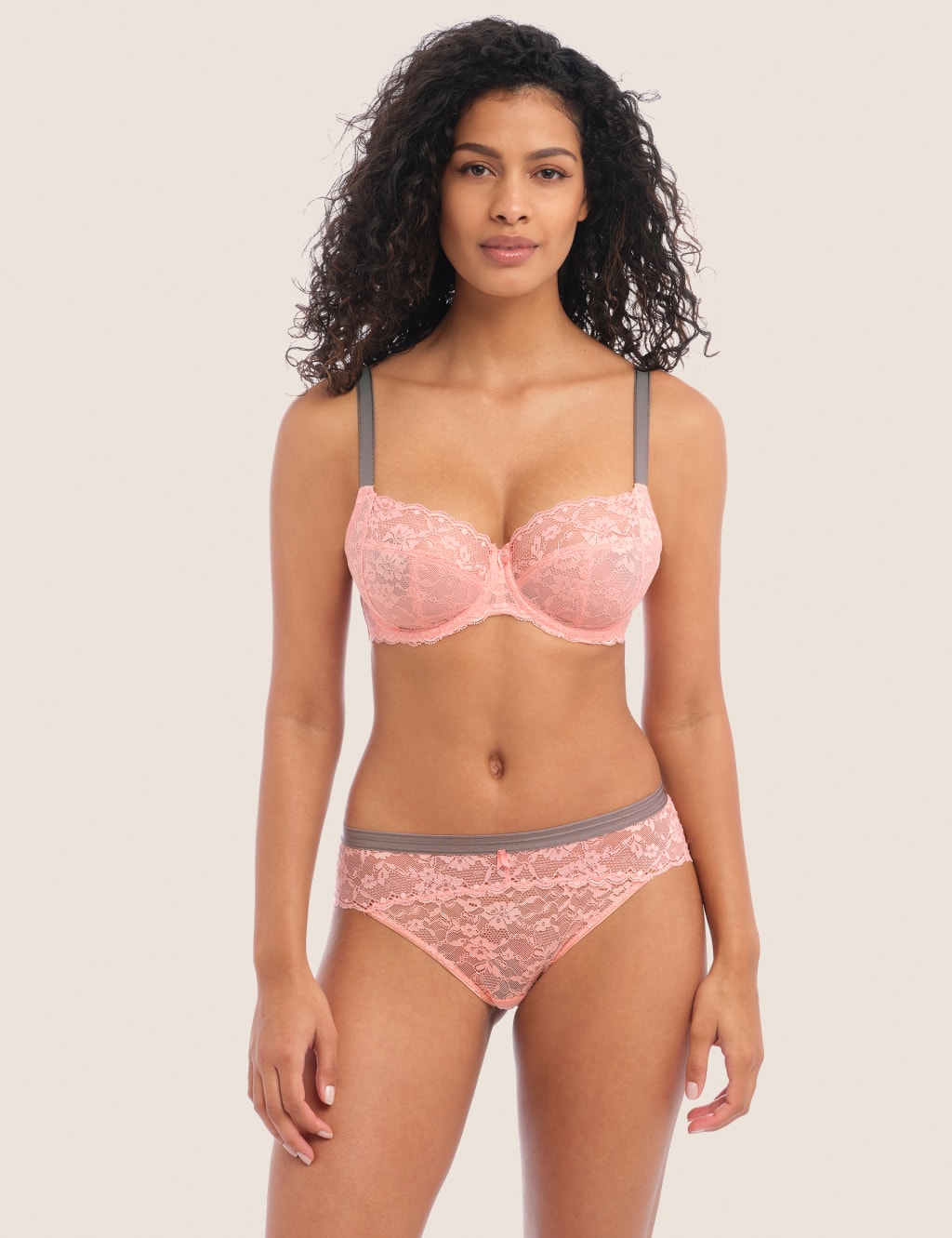 Offbeat Underwired Side Support Bra Set  D-K