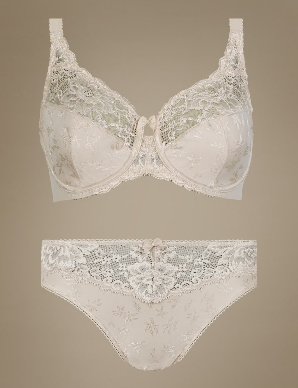 Floral Jacquard Set with Underwired Full Cup DD-H 1 of 6