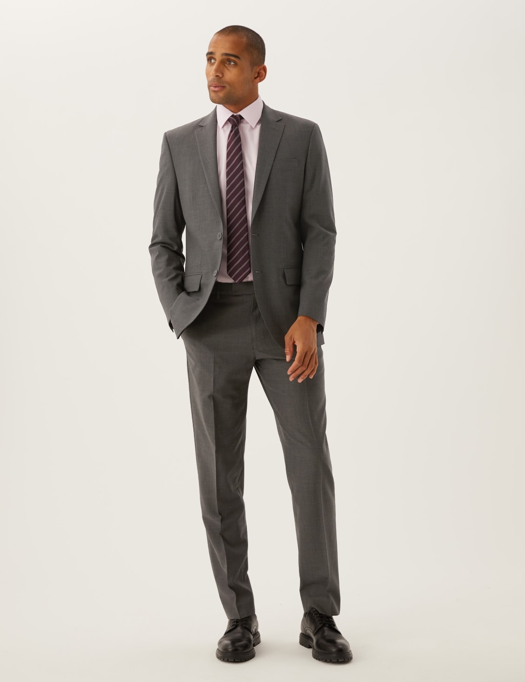The Ultimate Regular Fit Suit 3 of 9