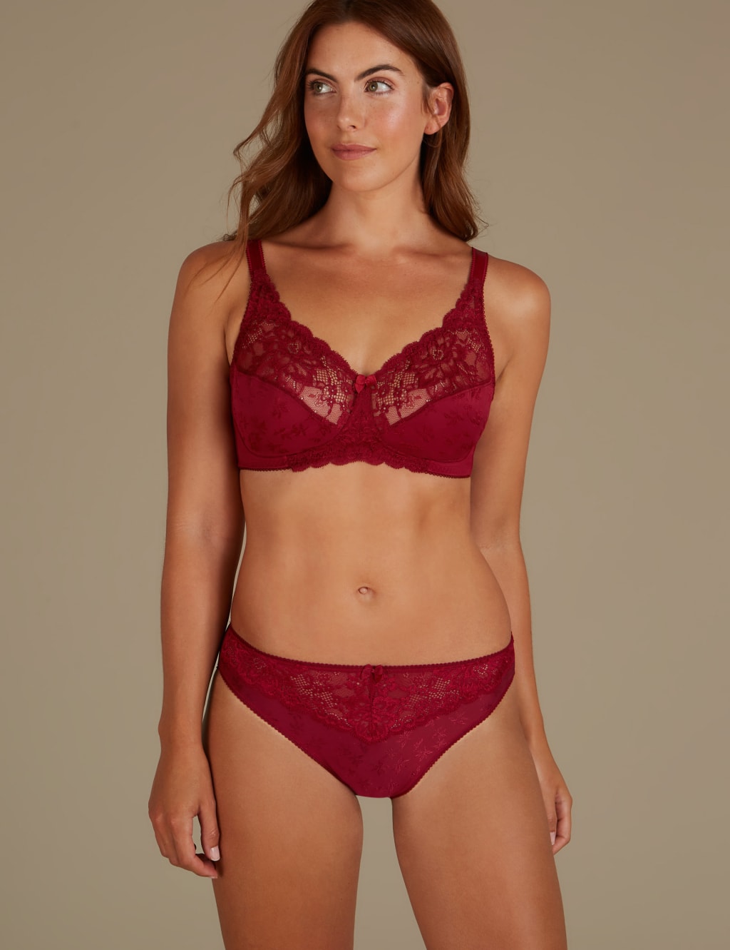 Jacquard Lace Set with Full Cup A-DD 1 of 1