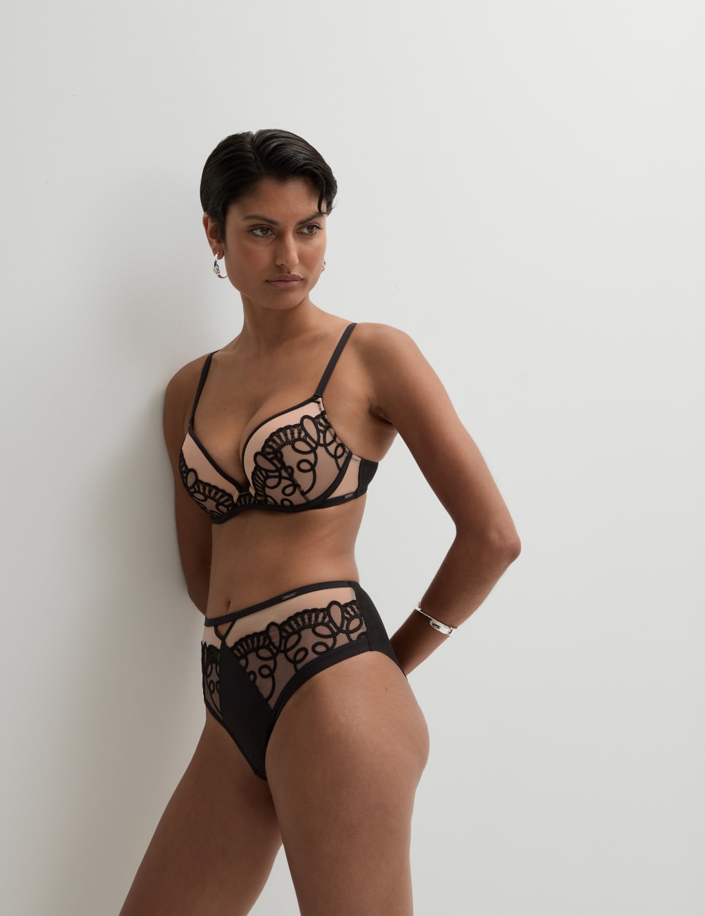 Bordeaux Wired Push Up Plunge Bra Set A-E 2 of 6