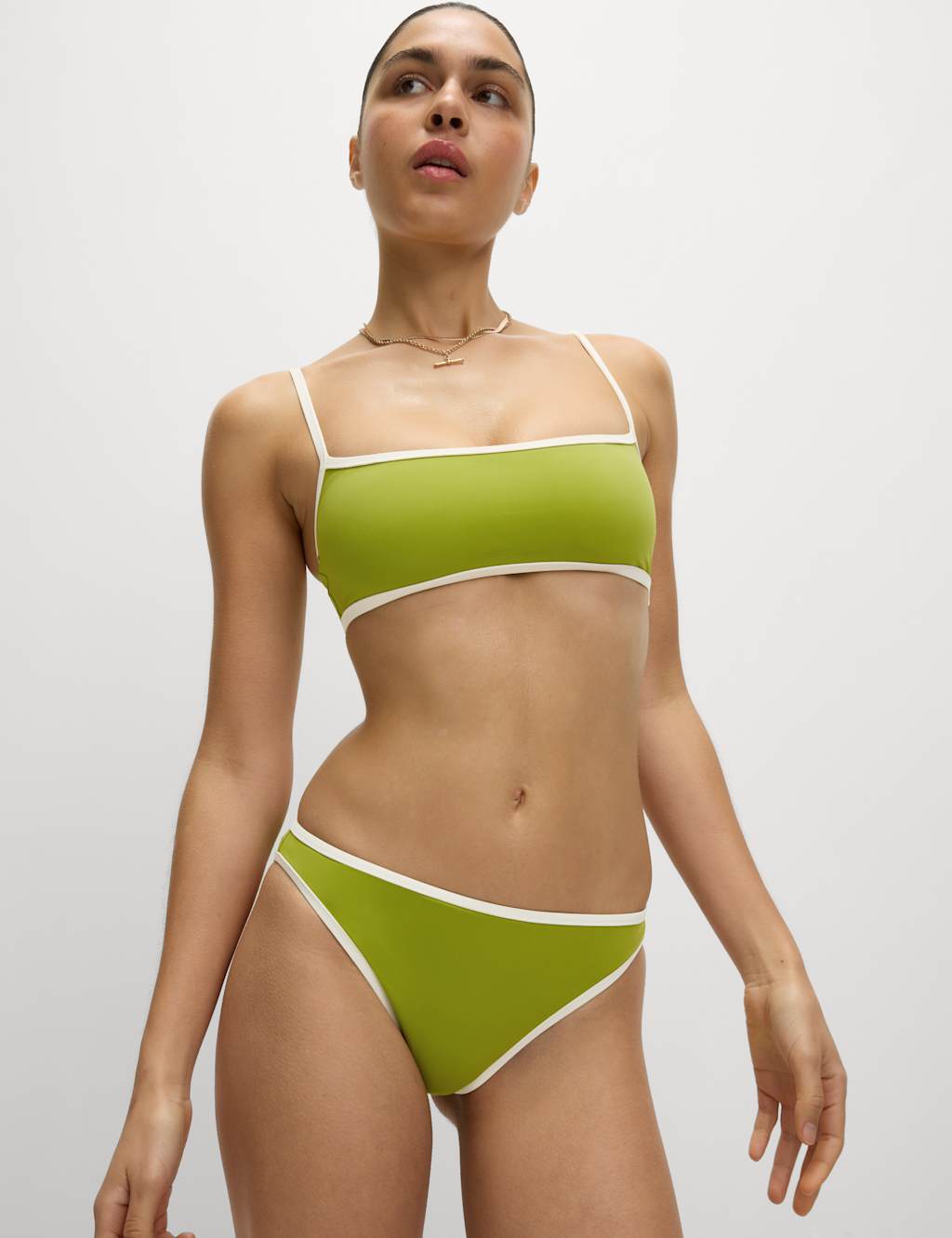 Contrast Trim Scoop Neck Bikini Set 2 of 6