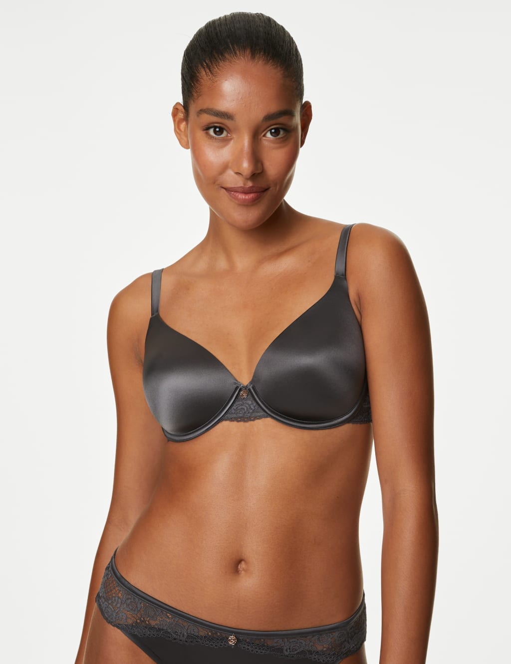 Smoothing Wired Full Cup Bra Set A-E 2 of 6