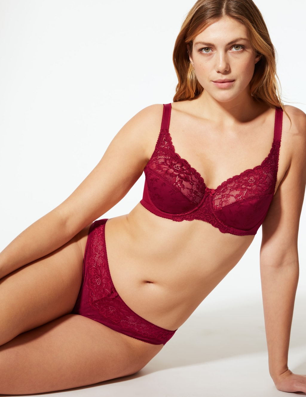 Floral Jacquard Lace Set with Full Cup A-DD 1 of 1