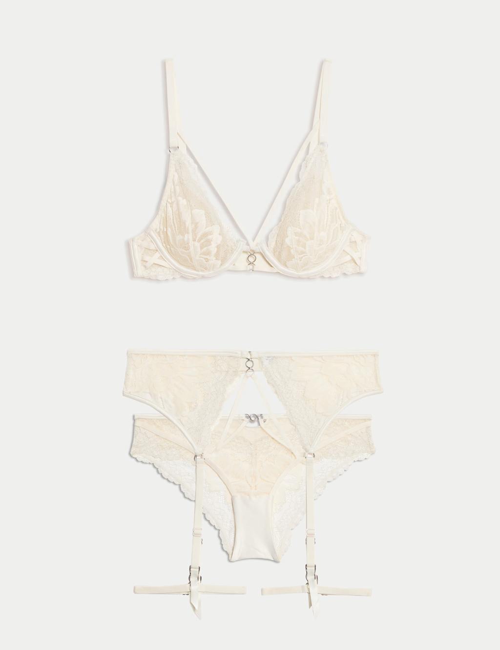 Lindy Lace Suspender Set 1 of 6