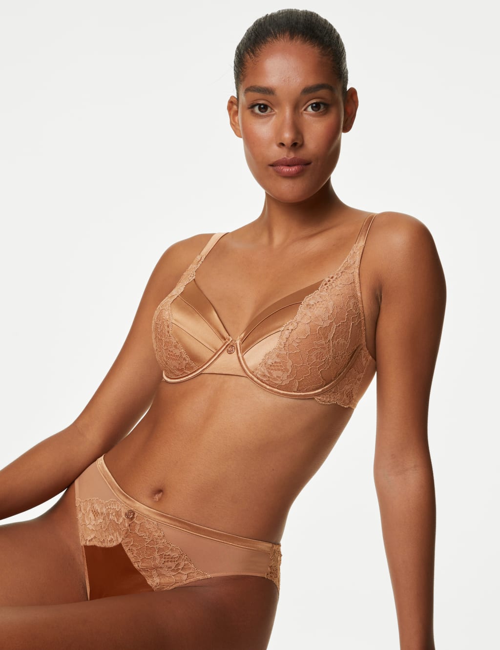 Silk & Lace Wired Full Cup Bra Set A-E 3 of 6