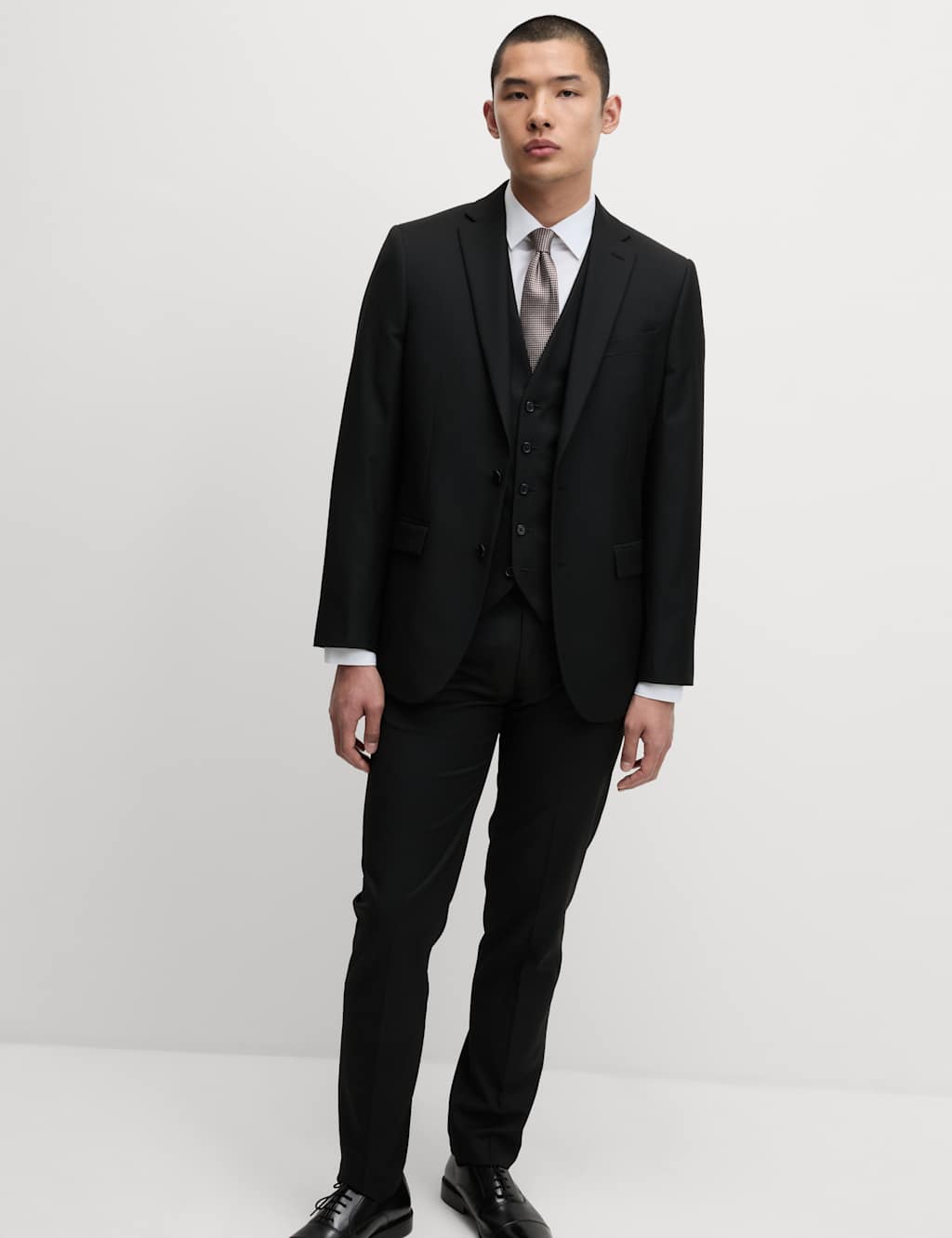 Tailored Fit Stretch Suit