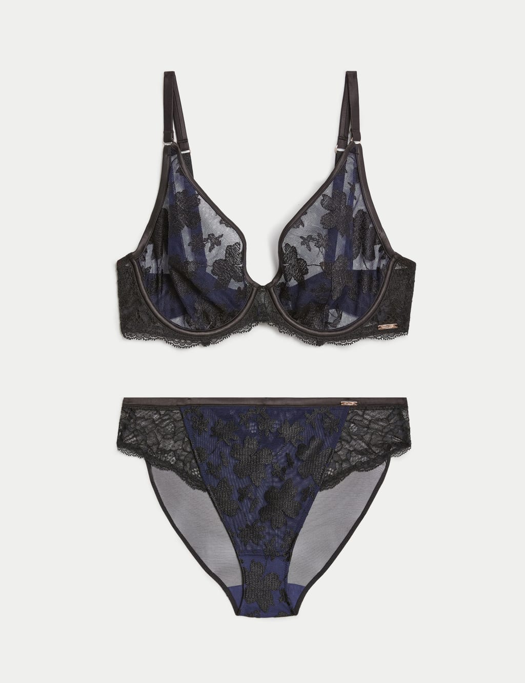 Cosmos Embroidery Wired Plunge Bra Set 1 of 6