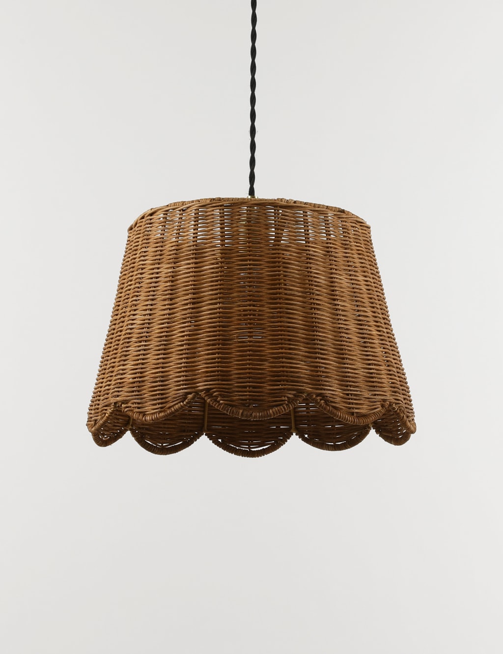 Wicker Scallop Lamp Shade