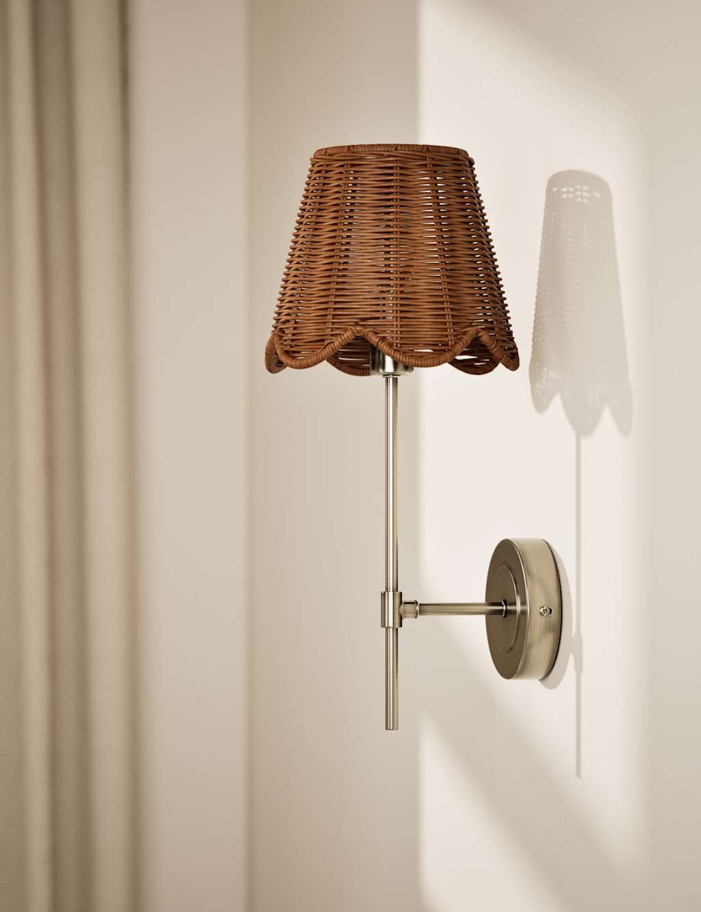 Wicker Scalloped Wall Light