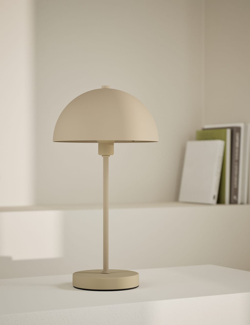 Metal Dome Table Lamp