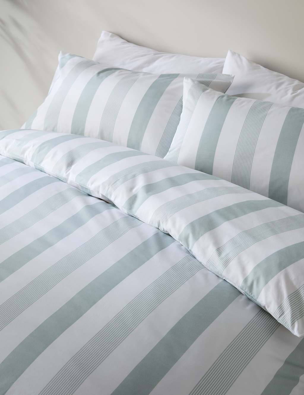Pure Cotton Hadley Striped Bedding Set