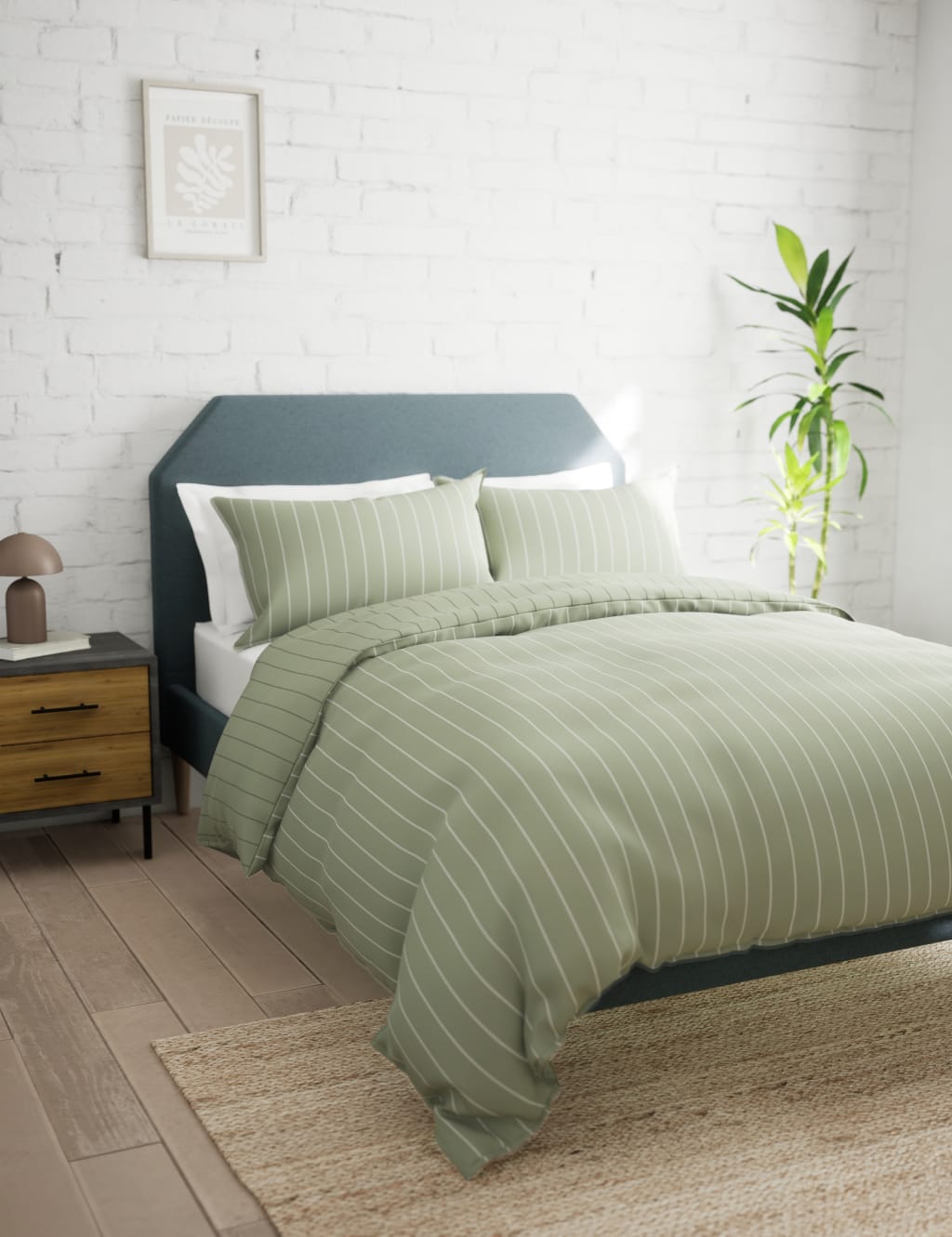 Cotton Rich Narrow Striped Bedding Set
