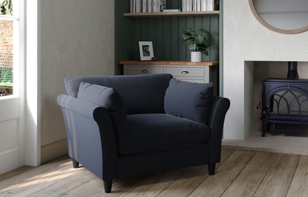 Scarlett Loveseat M S