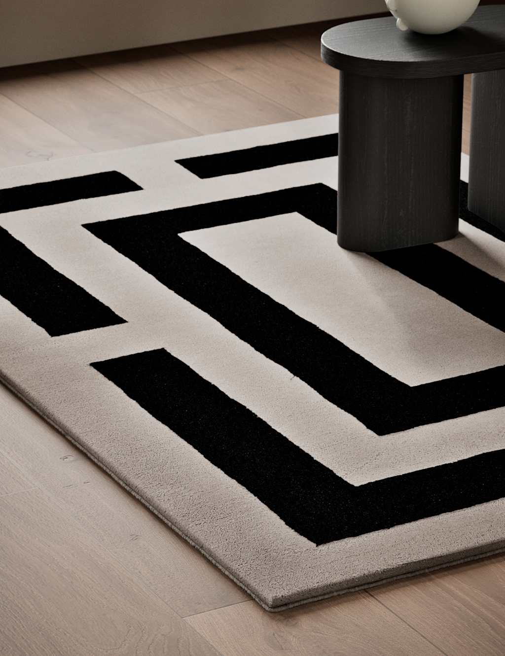 Cut Rectangular Wool Rug